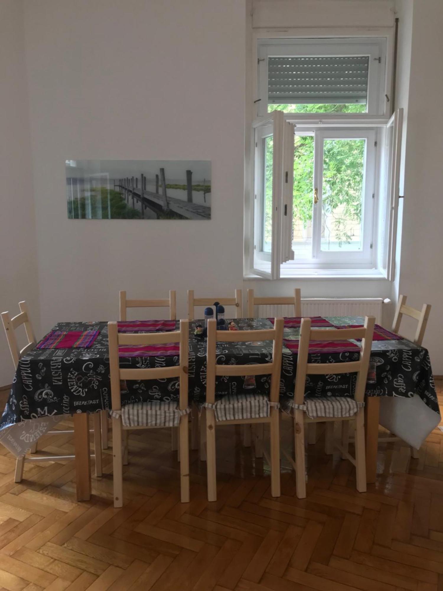 Lilians Modern Appartement In Historical Citycenter Graz Buitenkant foto