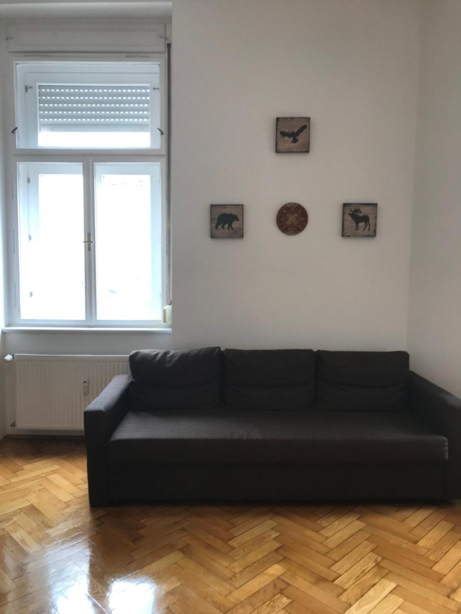 Lilians Modern Appartement In Historical Citycenter Graz Buitenkant foto