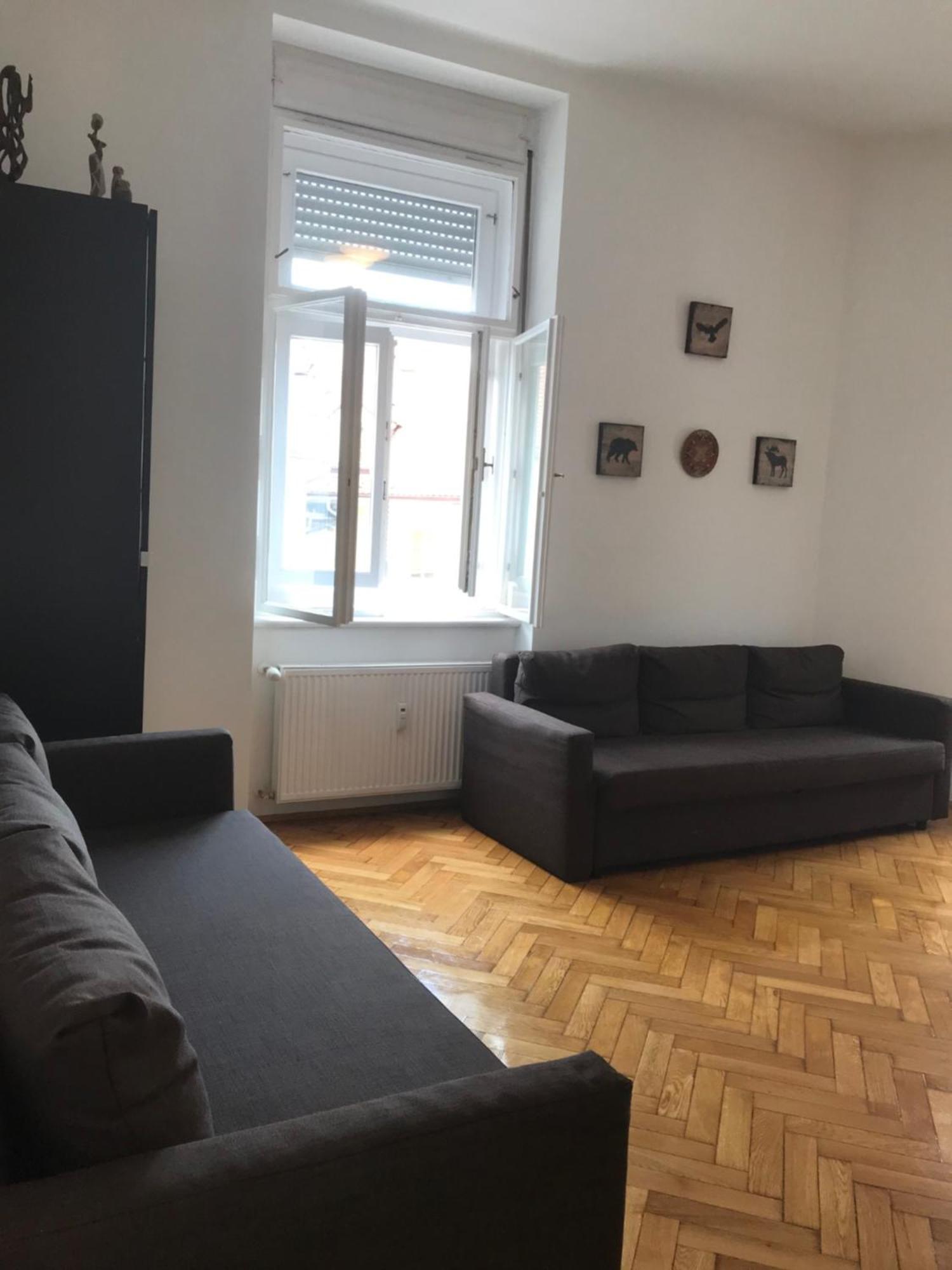 Lilians Modern Appartement In Historical Citycenter Graz Buitenkant foto