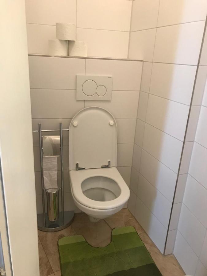 Lilians Modern Appartement In Historical Citycenter Graz Buitenkant foto